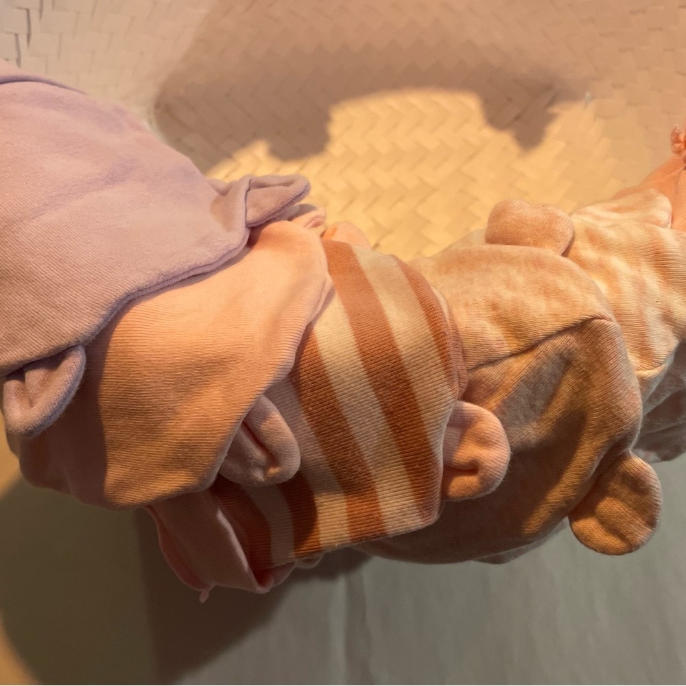 Set of 6 infant hats - Picture 2 of 5